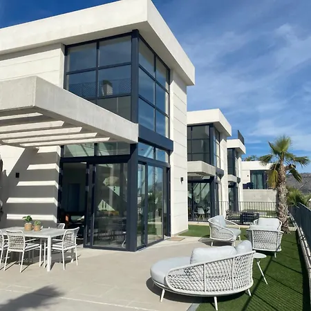 La Casa Del Leon Dormido *